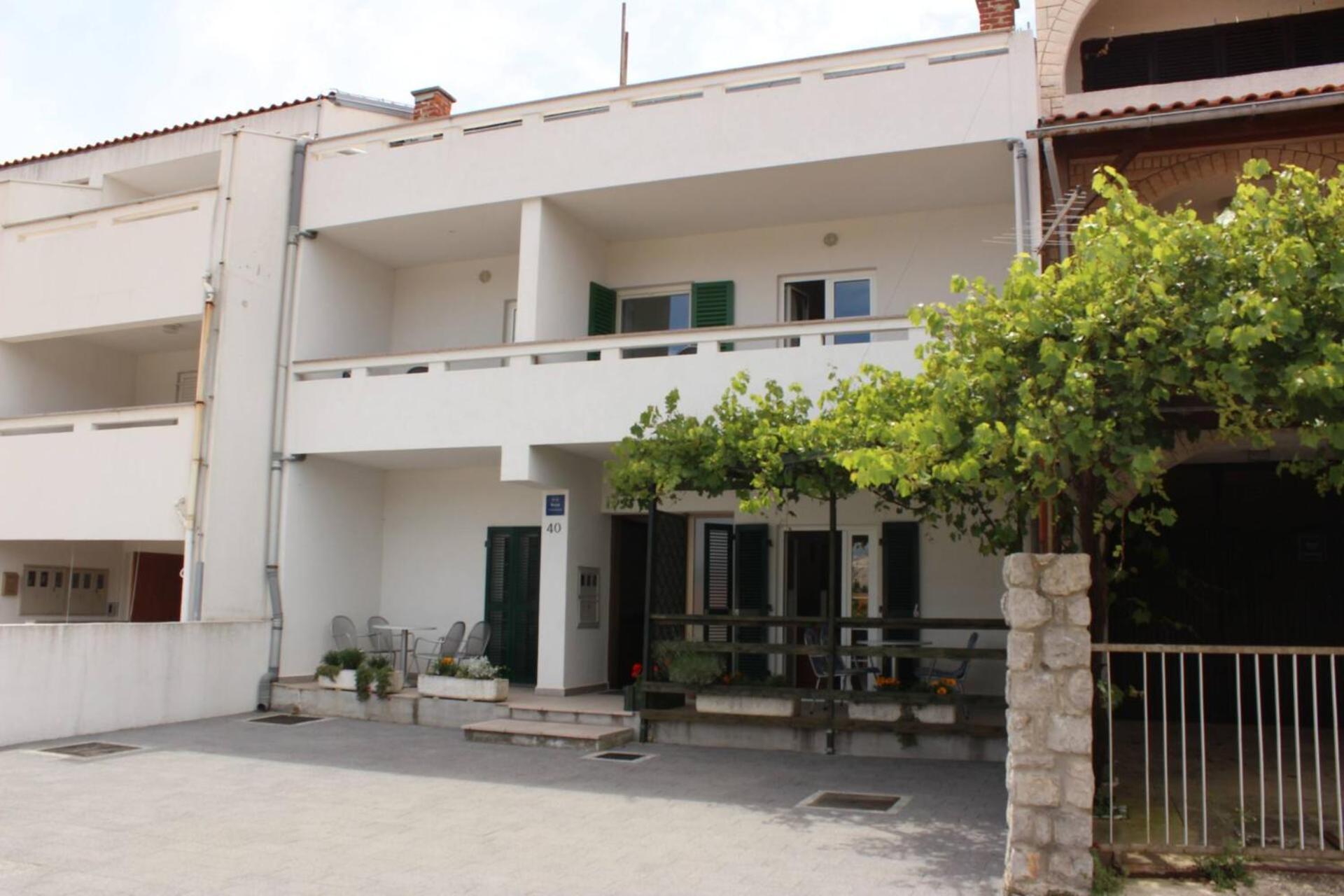 Apartments Mostak Baška Eksteriør bilde